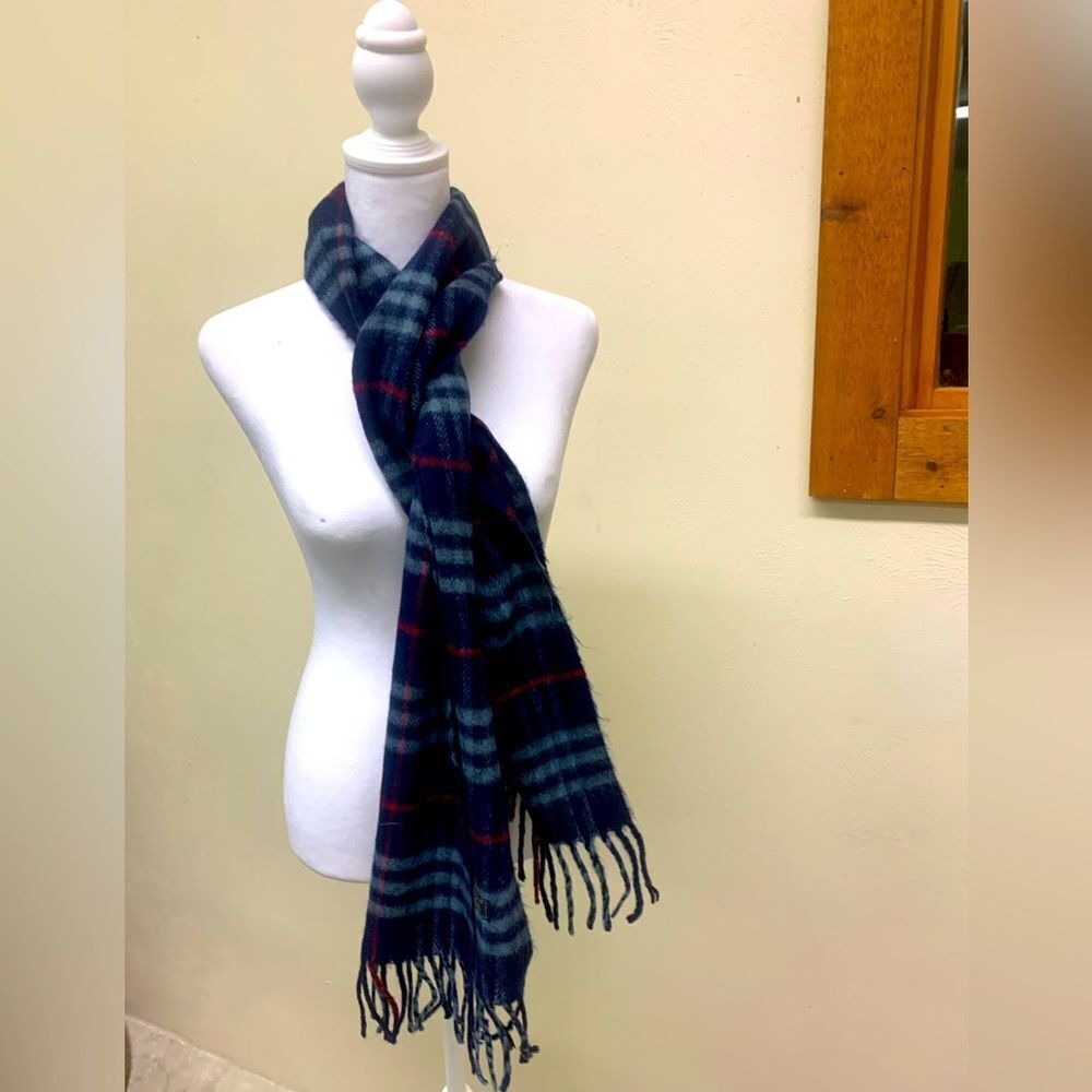 Auth Vintage Burberrys of London Blue Plaid Scarf - Picture 7 of 7